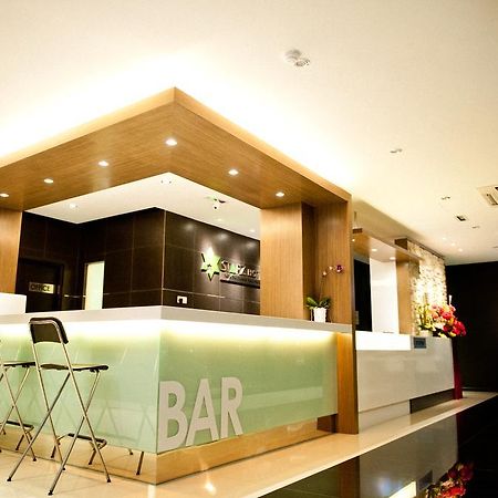 Starz hotel Kluang Exterior foto